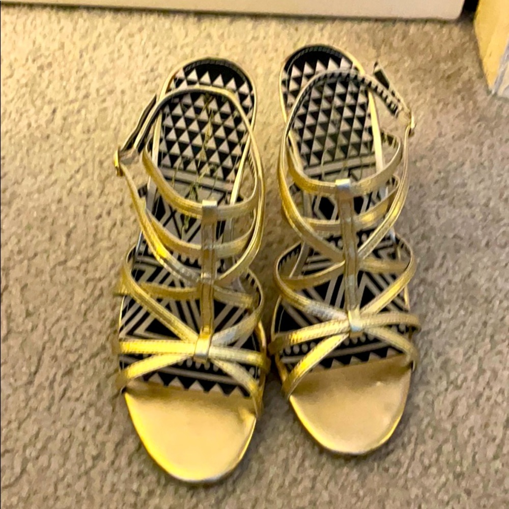 Jessica Simpson Gold Slingback Heels